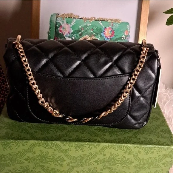 NWT Badgley Mischka Shoulder Diamond Quilted Bag Black Vegan Leather - Picture 2 of 5